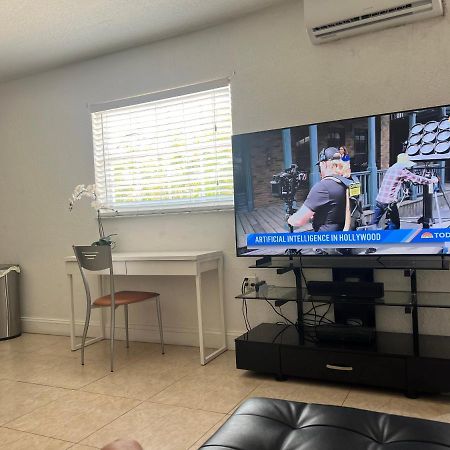 Miami Haven By Airport Villa Ngoại thất bức ảnh